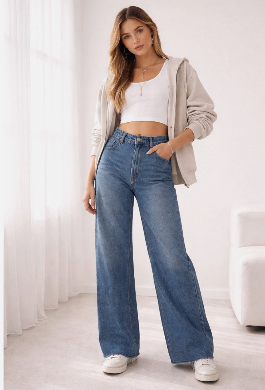 Hollister Low Rise Baggy Wide Leg Jeans Womens 12R Medium Wash Denim